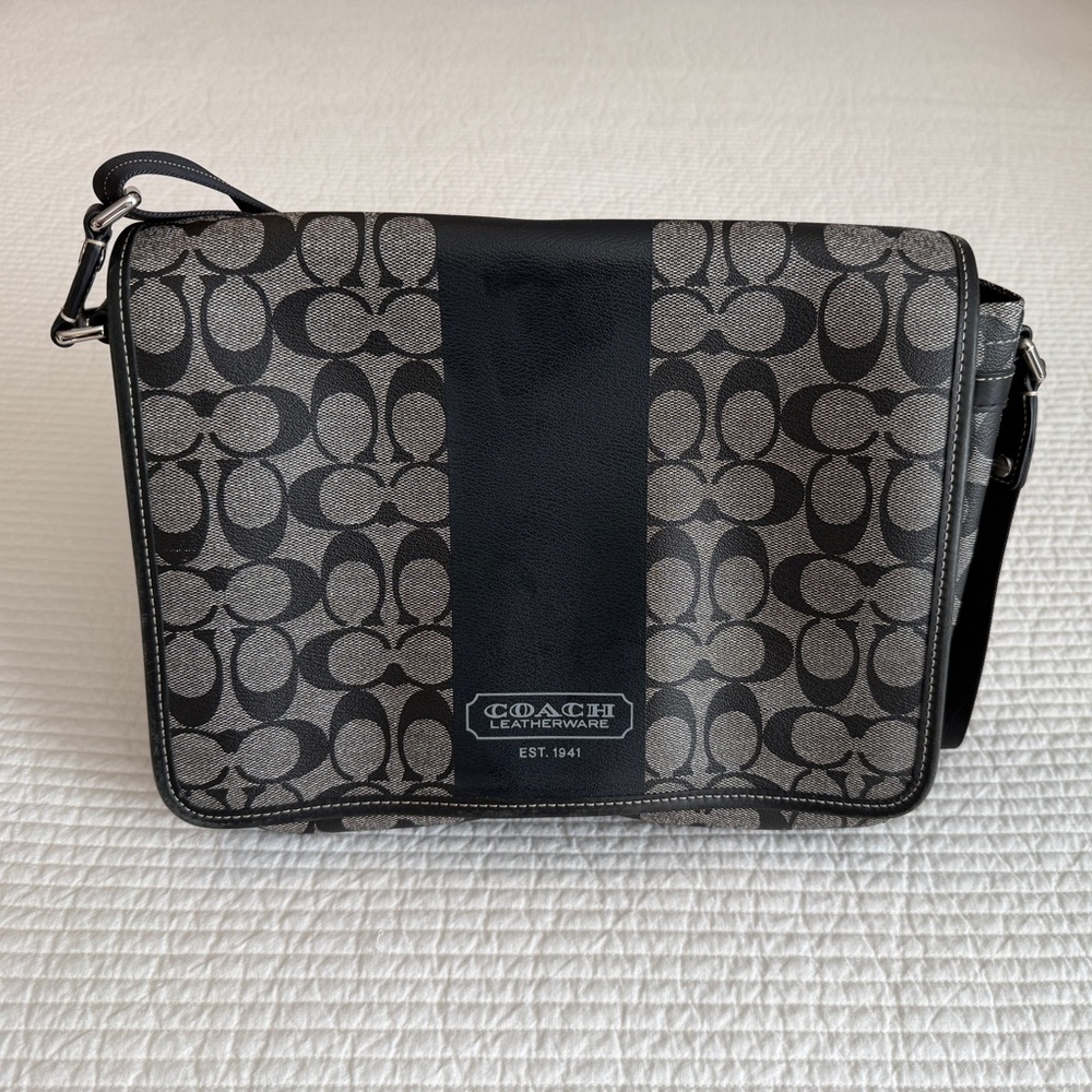 Coach Signature Black and Gray Messenger/Map Bag/Handbag